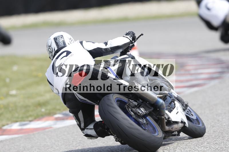 Archiv-2025/07 19.04.2025 Speer Racing ADR/Instruktorentraining/backside